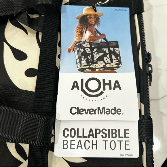 ALOHA Collection x CleverMade Collapsible Beach Tote Black White Floral - Picture 3 of 4